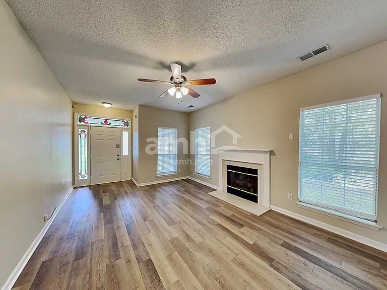 9817 Stephen Thompson Ln — Photo 7