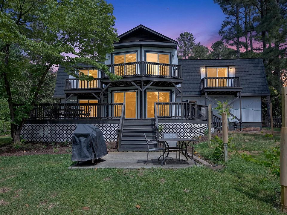 1st image of 1014 Clearwater Dr
