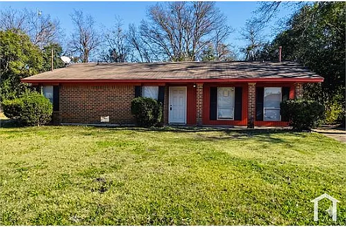 636 Green Leaf Dr Photo 1