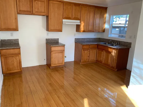 731 1/2 W Plum St, Compton, CA 90222