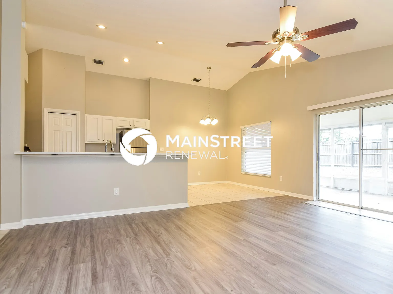 516 Beth Ann St — Photo 2