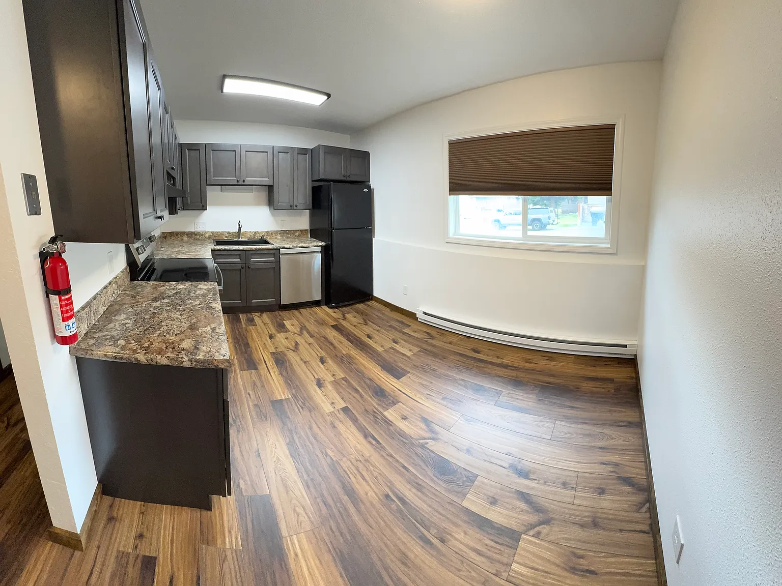 2 bed, 1040 sqft, $1,450 — Photo 3