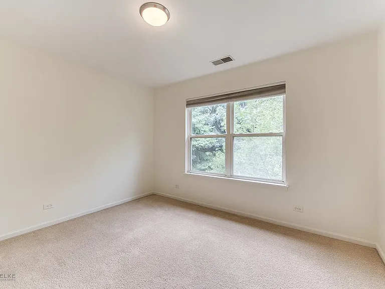 3220 Cool Springs Ct — Photo 17
