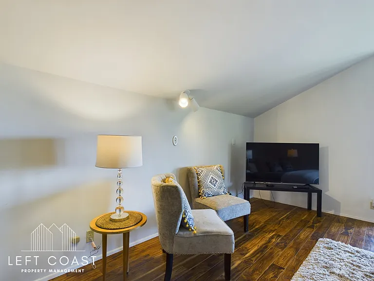 132 Salishan Dr — Photo 94