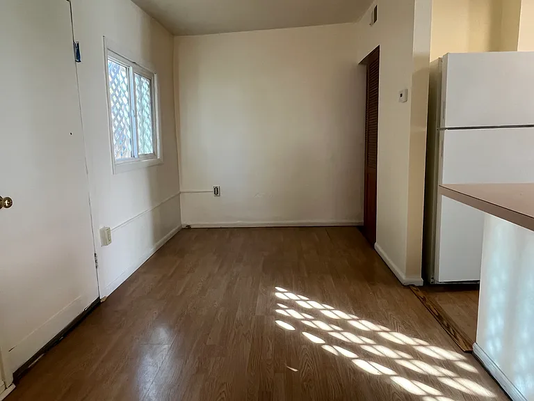 222 W Ellsworth Ave #3 — Photo 13