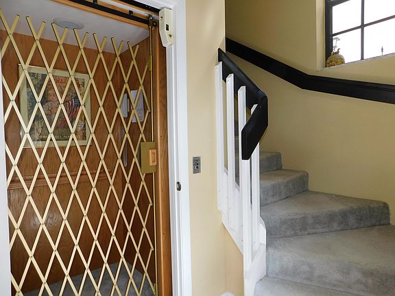 5th image of 5181 Brisata Circle #J