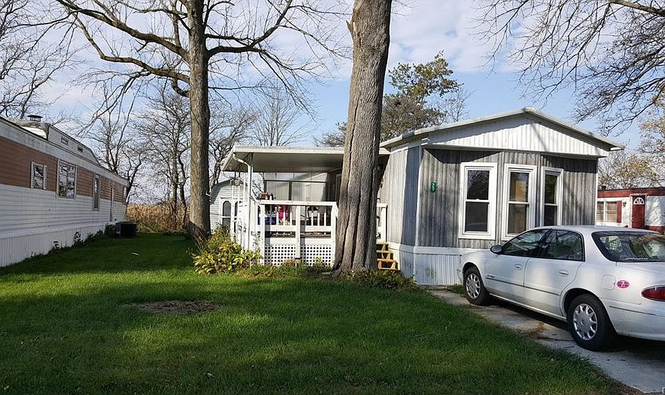 1st image of 29 Friar Tuck Dr