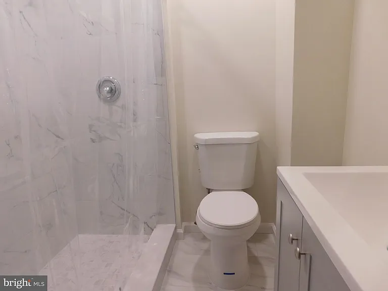 2130 Cartwright Pl — Photo 17