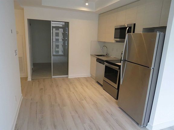 3rd image of 621 Sheppard Ave E #619