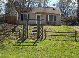 2509 Hillsdale Ave, Kalamazoo, MI 49006