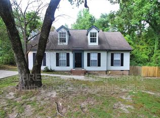 403 Charwood Ln, West Columbia, SC 29170