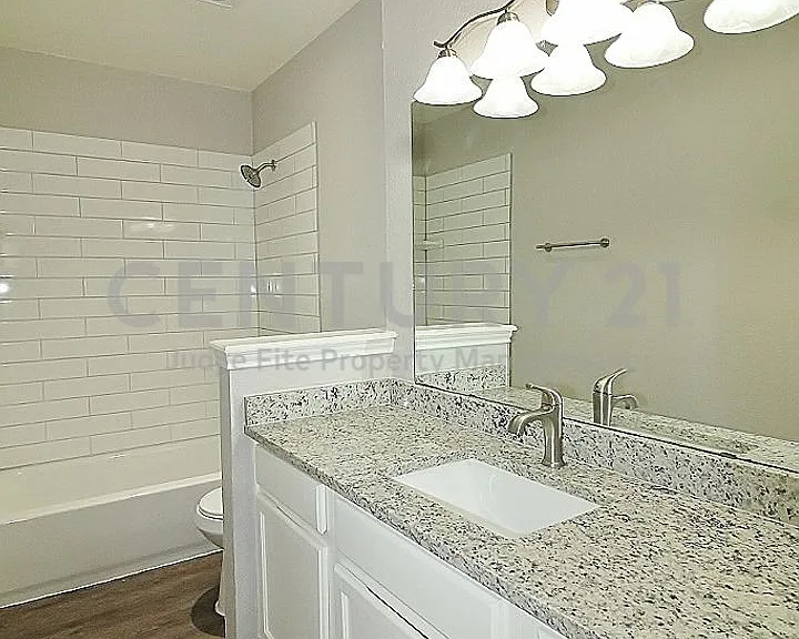 6620 S Creek Dr — Photo 13
