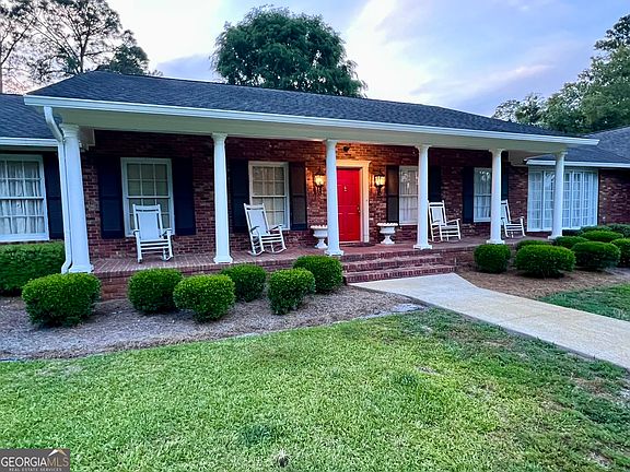 4th image of 357 Knotty Pine Dr