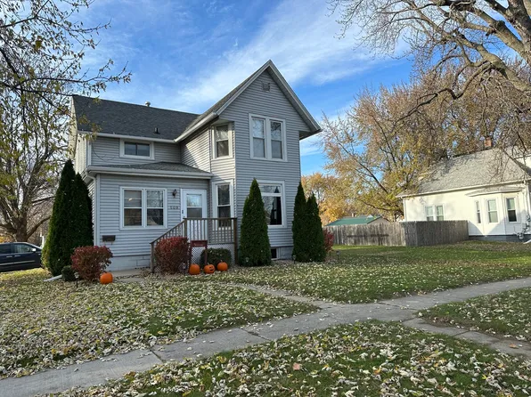 509 S Clinton St, Morrison, IL 61270