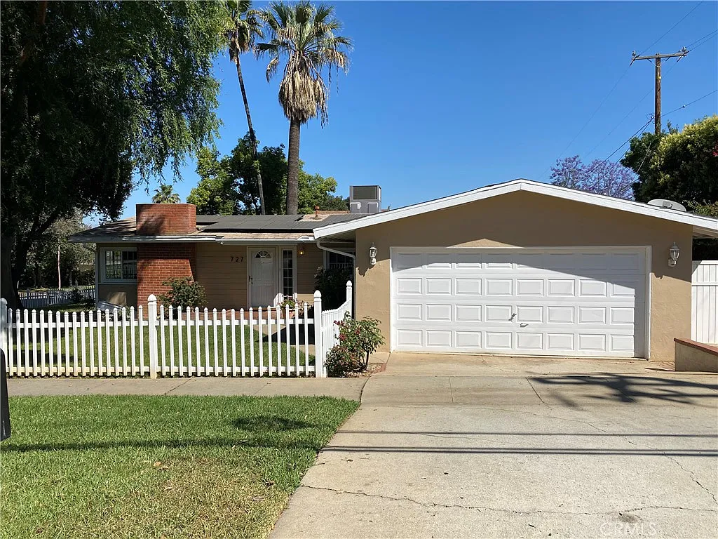 3 bed, 1400 sqft, $2,950 — Photo 4