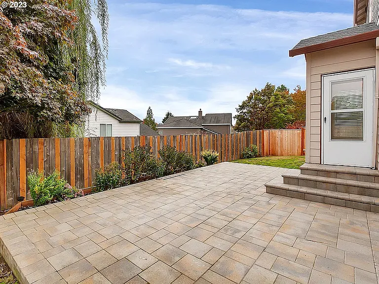 15842 NW Hackney Dr — Photo 22