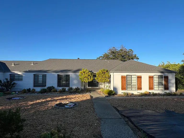 Jacaranda Cir — Photo 3