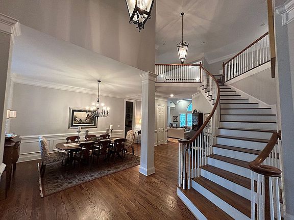 2nd image of 2772 Harlinsdale Dr