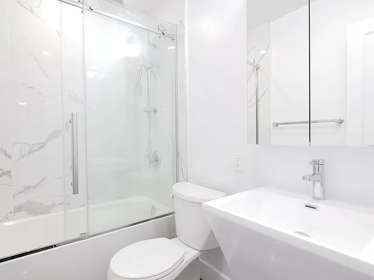 4 Superior Ave #8 — Photo 9