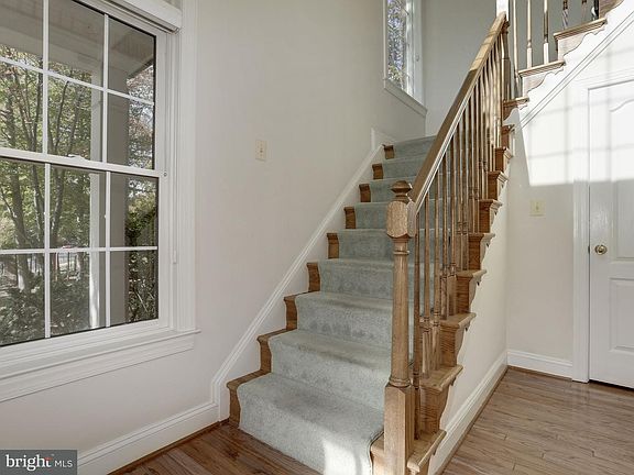 4th image of 10559 Tuckerman Heights Cir