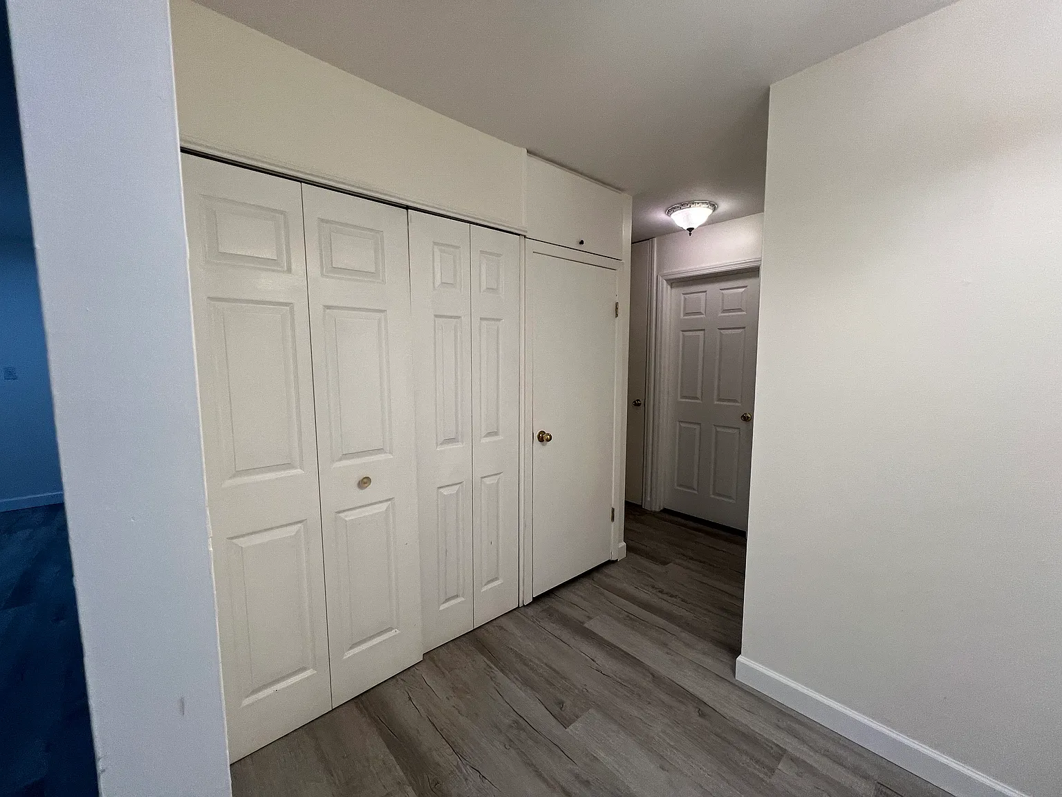 5 bed, 2000 sqft, $3,800 — Photo 3
