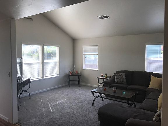 5th image of 2307 Alfred Cir