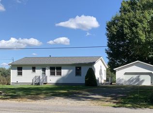 140 S Amber Rd, Scottville, MI 49454