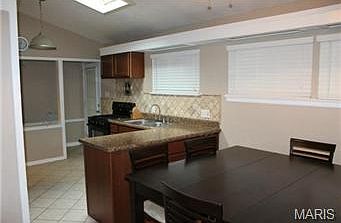 4th image of 522 Apex Dr