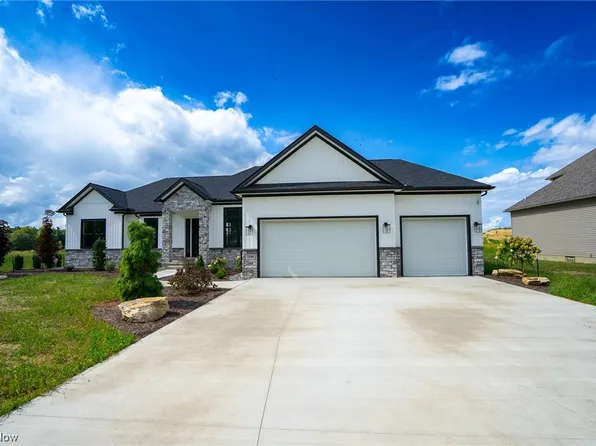 7100 S Palmyra Rd, Canfield, OH 44406