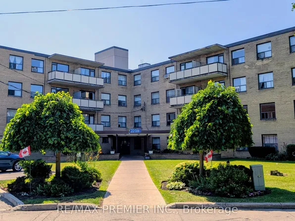 22 Tinder Cres #307, Toronto, ON M4A 1L6