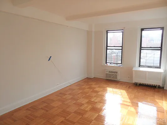 Rented by City Connections Realty | media 15