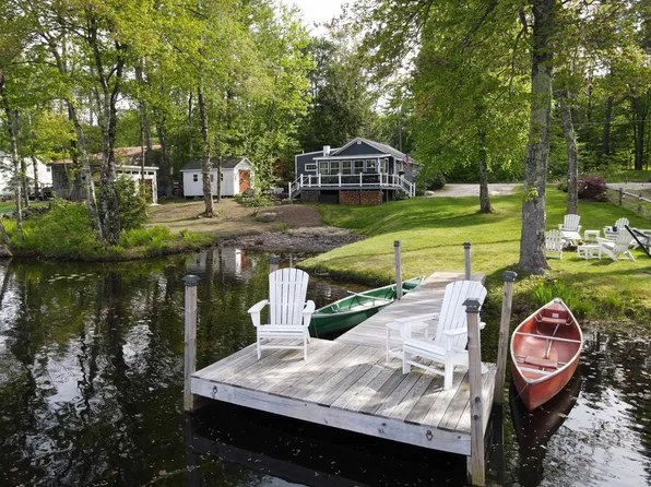 175 Rolfe Pond Drive, Hopkinton, NH 03229