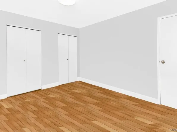 2287 Johnson Avenue image 5 of 15