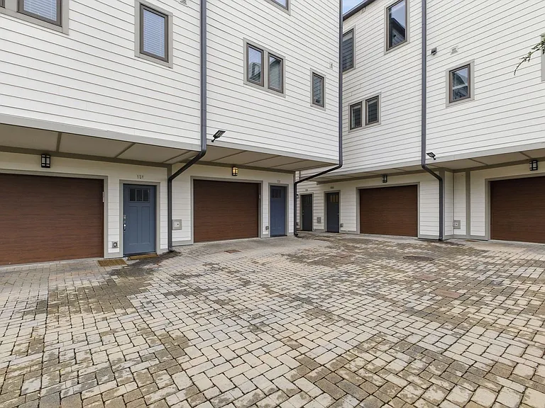 520 Dr D B Todd Jr Blvd — Photo 25