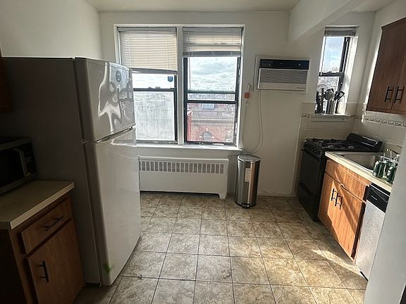 3rd image of 37-51 86th St #6X