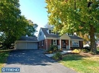 816 Deer Rd, Bryn Mawr, PA 19010