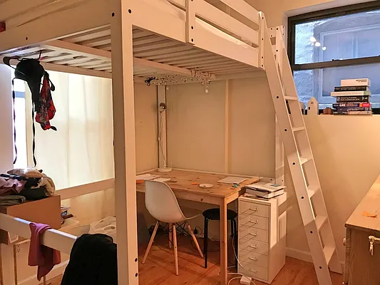 Rented by EXR | media 16