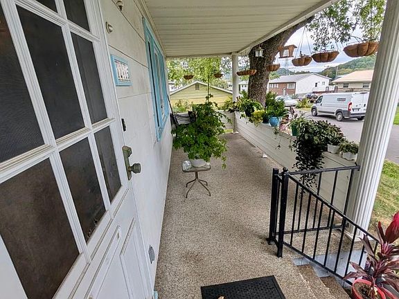 5th image of 12115 Bowling St