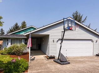 244 S 71st St, Springfield, OR 97478
