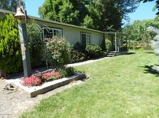 420 Collins Rd, Selah, WA 98942