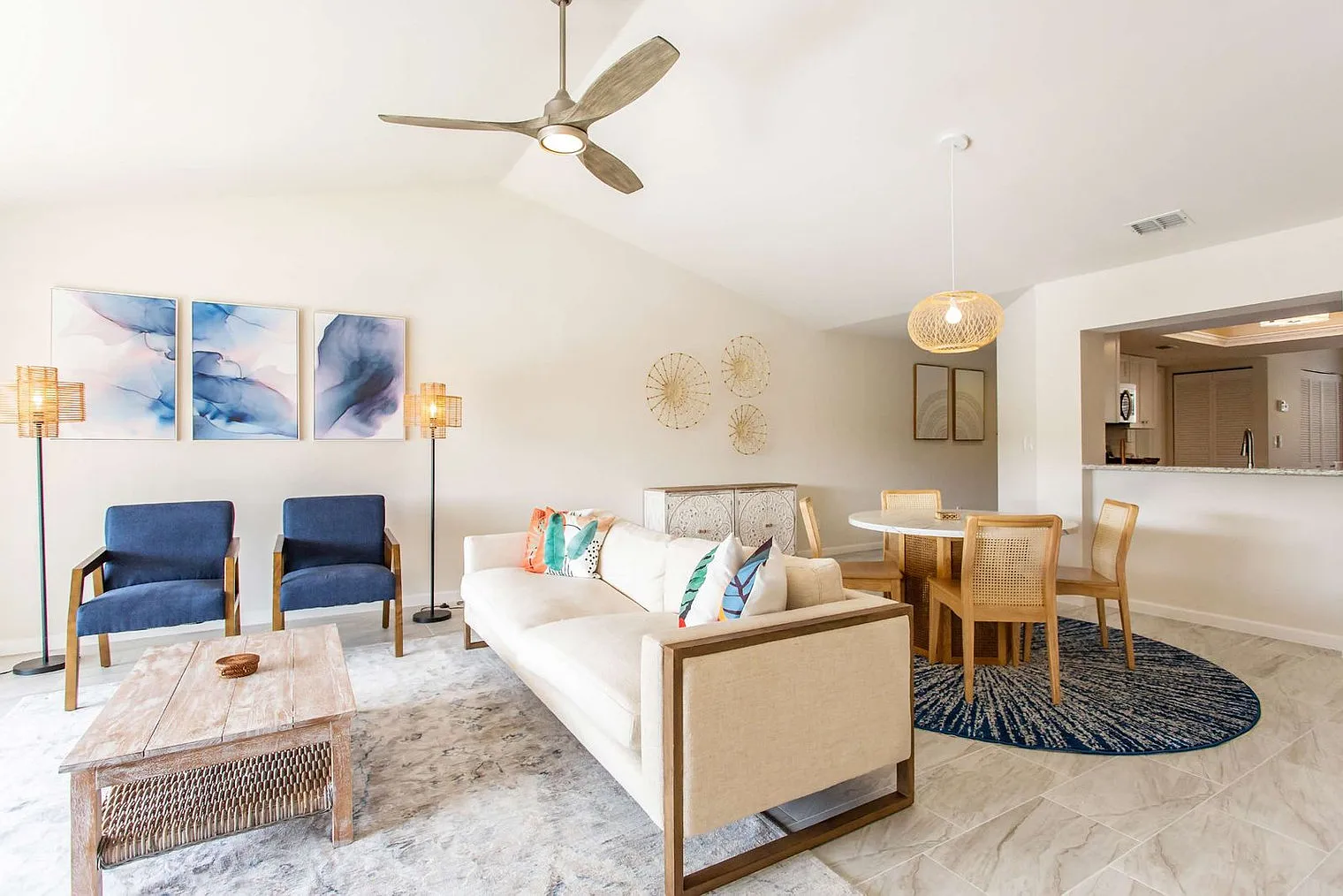 2 bed, 2.0 bath, $2,182 — Photo 3