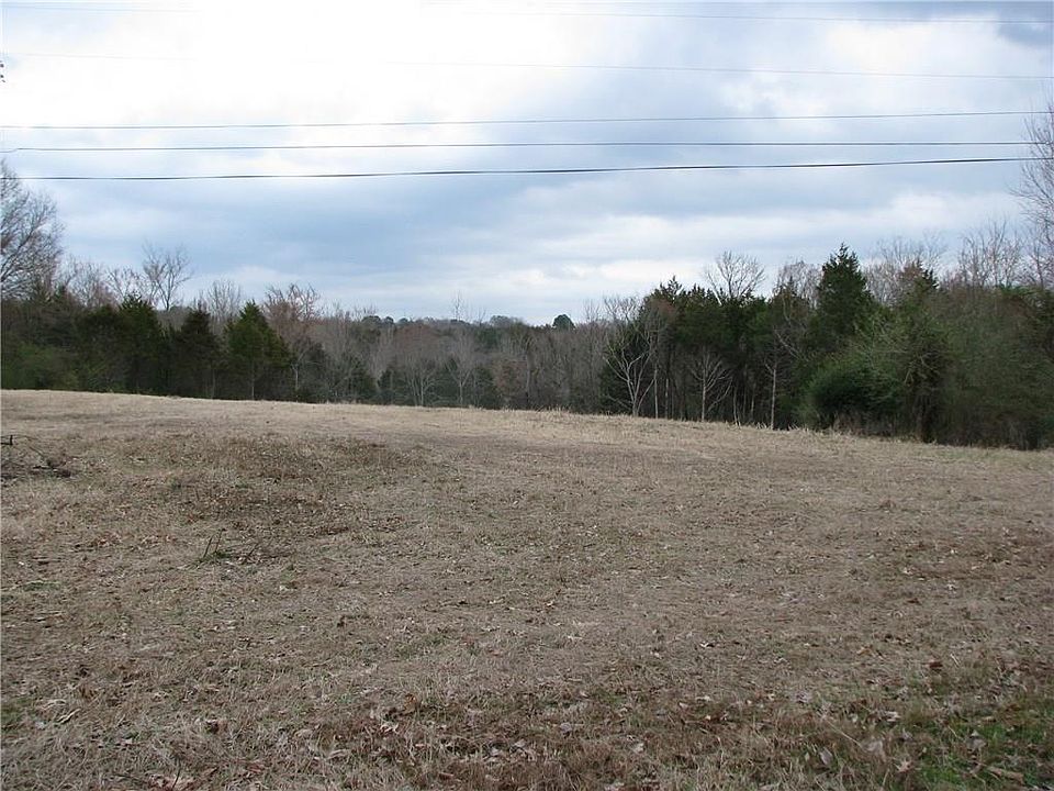 2nd image of 3126 Rhynes Acres Dr