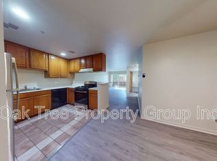 9724 Mountain Blvd APT 8, Oakland, CA