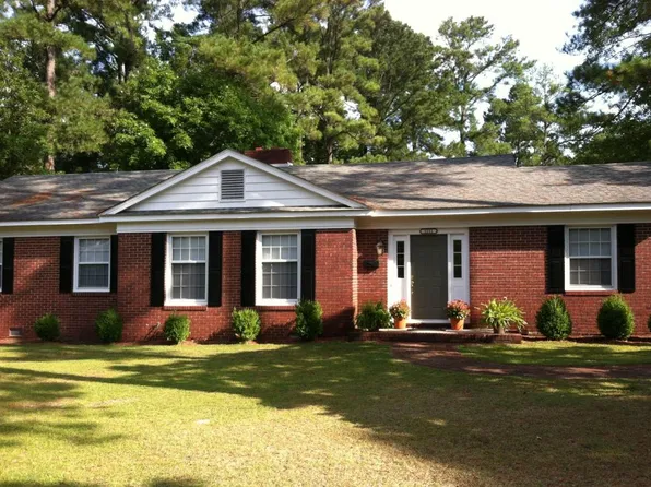 1111 Carolina Dr, Rockingham, NC 28379