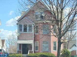 569 Main St FLOOR 3, West Springfield, MA 01089