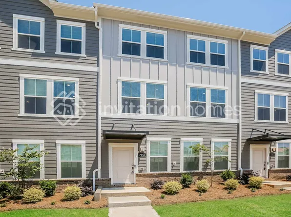 7131 Durinck Dr, Charlotte, NC 28269