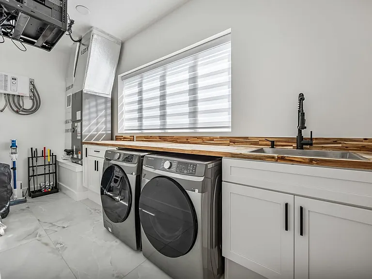 Laundry Room Cabinet