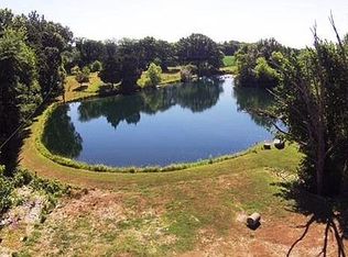 8567 Schien Rd, Worden, IL 62097