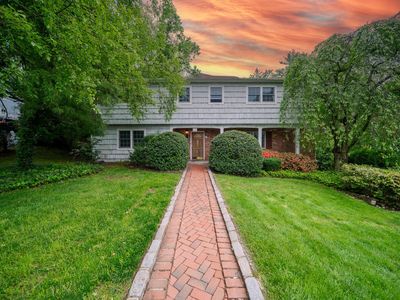 10 Hickory Lane, Glen Cove, NY, 11542
