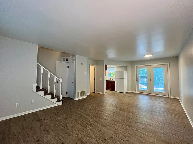 523 Cedar St NE #523 — Photo 5